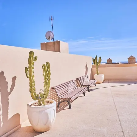 2bdr Comfy With Ocean View Apartment *